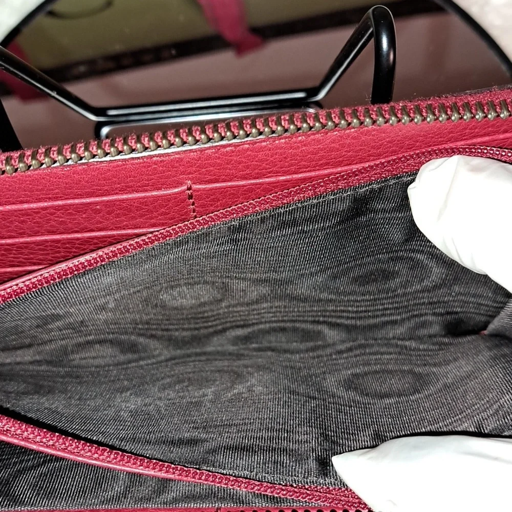 Gucci Red GG Zippy Wallet EUC - Picture 10 of 16